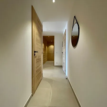 Homency - Les Gentianes Apartment